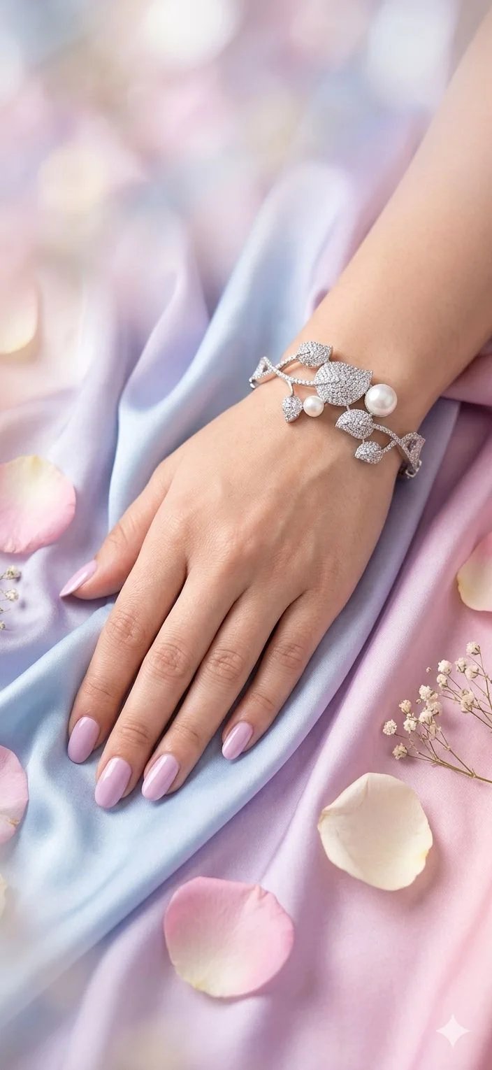 Pearl Ivy Cuff